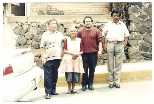 Felipe Hdz.Dña. Herminia Gutiérrez Valencia, Crispín Reyna Padilla.(2003)